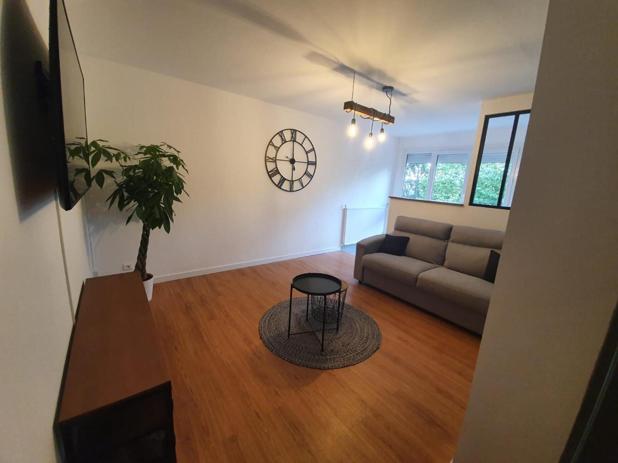 Ferienwohnung La Citadine Cholet Exterior foto